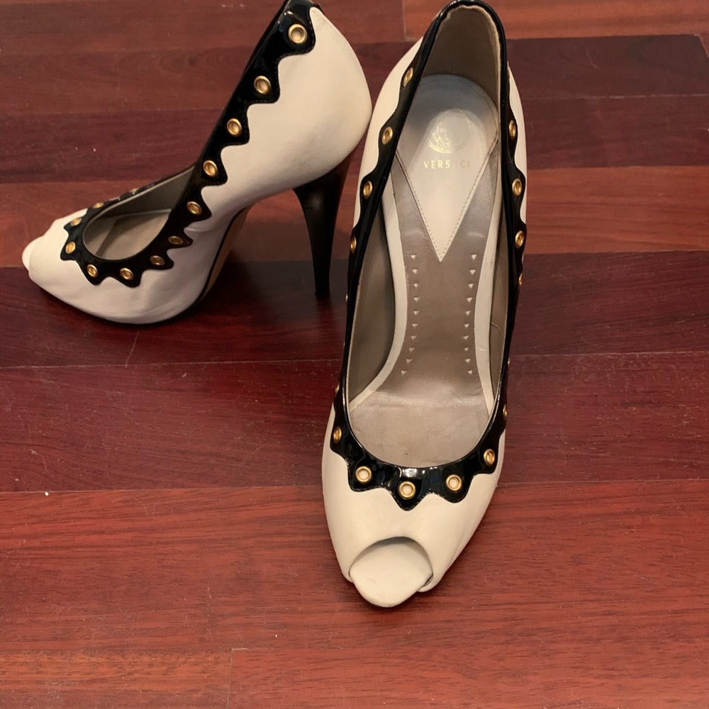 Versace Heels - Picture 4 of 8